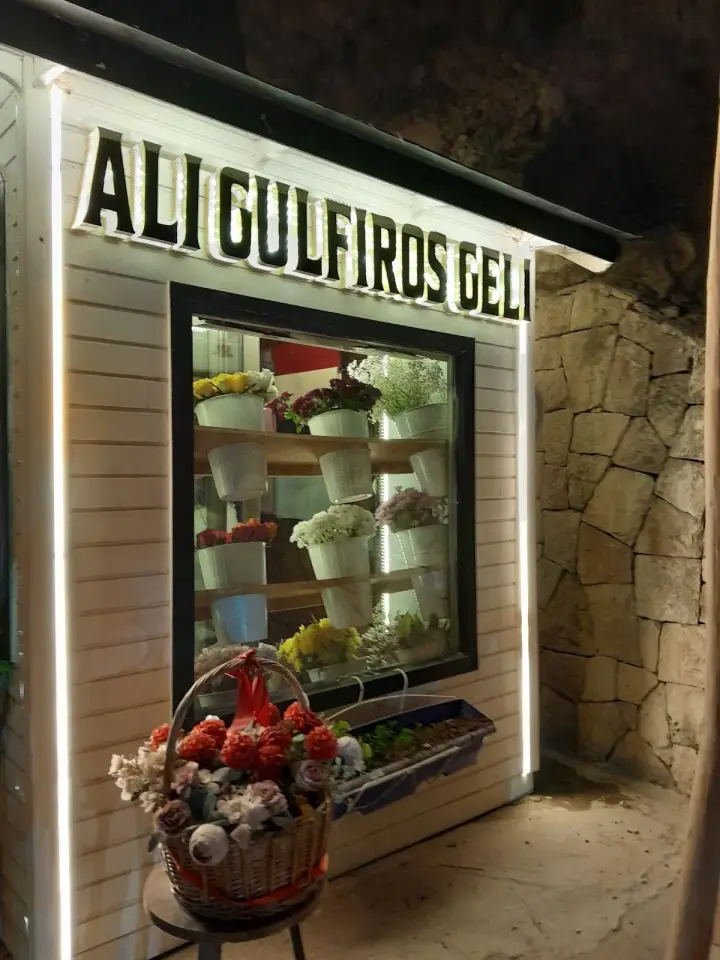 Ali Gulfrosh Gali · Duhok (Dihok)