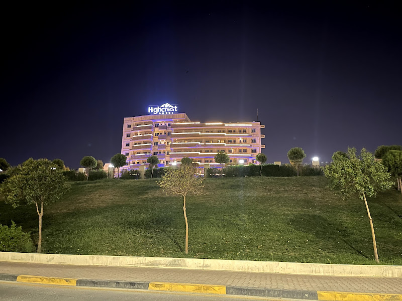 وێنەی پێداچوونەوەی کڕیار بۆ Highcrest